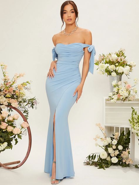 SHEIN Belle Off Shoulder Knot Side Ruched Wrap Hem Bridesmaid Dress | SHEIN USA Baby Blue Bridesmaid Dresses, Vestidos Para Baby Shower, Latest Bridesmaid Dresses, Teal Bridesmaid Dresses, Estilo Tomboy, Shoulder Knots, Baby Blue Dresses, Floor Length Chiffon Bridesmaid Dresses, Blue Bridesmaid Dress