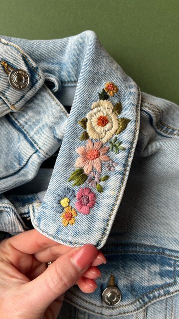 Jenny ~ Embroidery Hoop Art on Instagram: "Stick and Sew🪡🧵 I’ve created some new designs, that are perfect for denim. Check out my web shop to see the whole range of designs ready for you to stitch. . . #handmadestyle #embroideryinstaguild #dmcembroidery #sewing #embroideryart #embroideryhoop #embroidered #embroideryartist #embroideryartwork #madeintheuk #supportsmallbusiness #britishstitchers #embroiderywork #upcycledfashion #hoopartembroidery #handmadewithlove #embroideryhoopart #embroidelicious #florals #modernembroidery #contemporaryembroidery #bordado #broderiemoderne #broderiemain #embroidery #handmadeembroidery #createdtocreate #handmadeisbetter #craftsposure #sewinginspiration" Jean Embroidery Flowers, Flower Embroidery Jean Jacket, Blue Jean Embroidery, Embroidery On Denim Shirt, Embroidery On Denim Jeans, Embroidery On Jean Jackets, Embrodery Jeans, Denim Embroidery Jacket, Jean Jacket Embroidery Diy