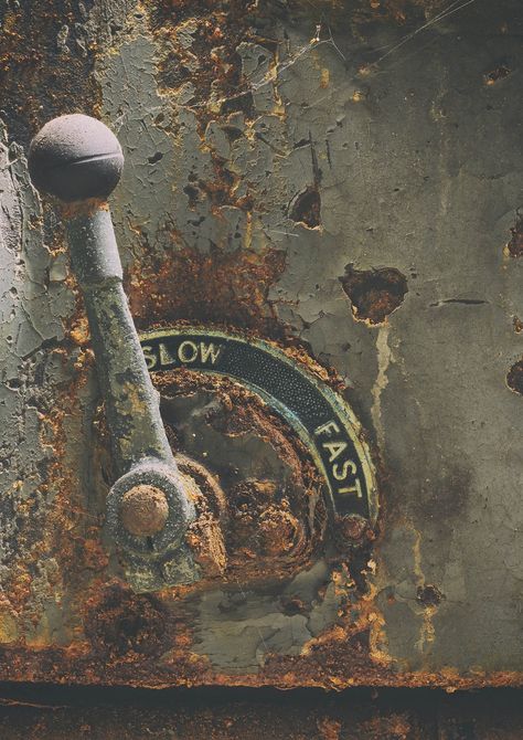 A rusty old lever set to slow on a vintage Churchill machine, left to rust away at an abandoned Brickworks.  Canon 50mm Prime lens ( EF50mm f/1.8 II ) Rust Never Sleeps, Rust In Peace, Peeling Paint, Rusted Metal, Rusty Metal, Color Textures, Wabi Sabi, Patina, Rust