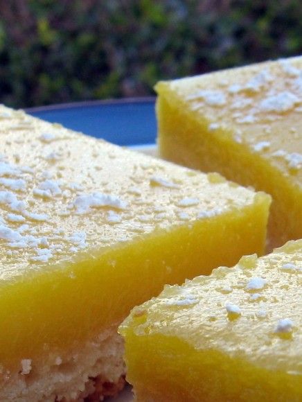 Cooks Illustrated Lemon Bars, Eating Games, Lemon Bar Cookies, American Test Kitchen, Best Lemon Bars, Pumpkin Pie Recipe Easy, Cooks Country Recipes, Lemon Bar, Lemon Bars Recipe