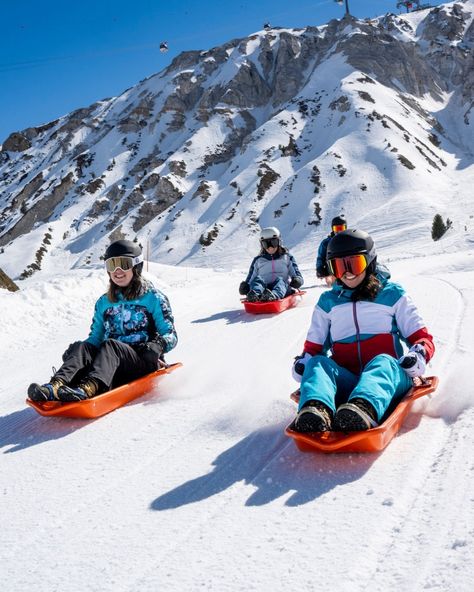 Buckle up, kids! Check out the Colorado Luge. In Plagne Centre, next to the Colorado chairlift, this is such a fun activity for bigger kids and adults alike. Open daily 10.30 am - 4.45 pm Minimum height 1m40 No need to book ahead Buy tickets online or at the lift pass office 11€ x 1 ride. 44€ x 5 rides Full review on ThatsLaPlagne.com just search 'colorado luge' 📸 La Plagne Press #Laplagne #tarentaise #maplagne #firsttimeskiing #familyski #skivacation #skiingeveryday #skiinglife #lo... Ski Lifestyle, Ski Family, Ice Sculpture, Ski Vacation, Luge, Ice Sculptures, Snow Sports, Buy Tickets, Big Kids