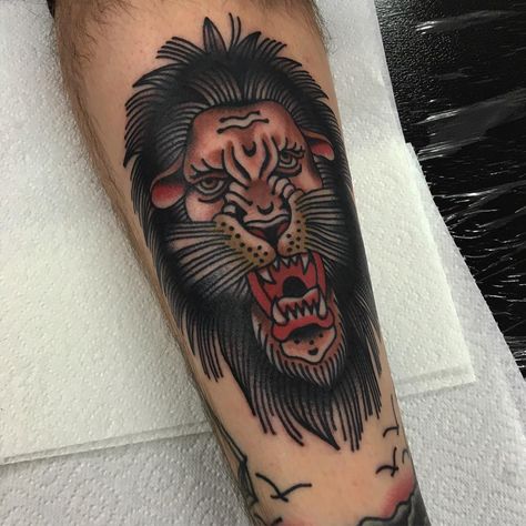 Thanks Chris! Mandatoryrain@hotmail.co.uk Traditional Lion Tattoo, Tattoo Sleeve Filler, Traditional Black Tattoo, Traditional Tattoo Old School, Lion Head Tattoos, Old School Tattoo Designs, Traditional Tattoo Design, Traditional Tattoo Art, Knee Tattoo