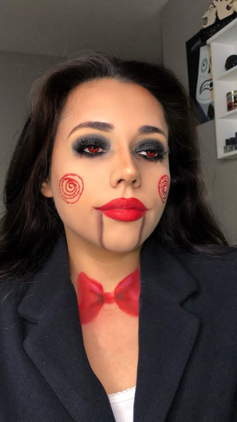 Jigsaw Halloween makeup Jigsaw Costume Women, Saw Halloween Costume, Saw Makeup, Jigsaw Costume, Jigsaw Halloween, Saw Halloween, Disfarces Halloween, Holloween Makeup, Cute Halloween Makeup