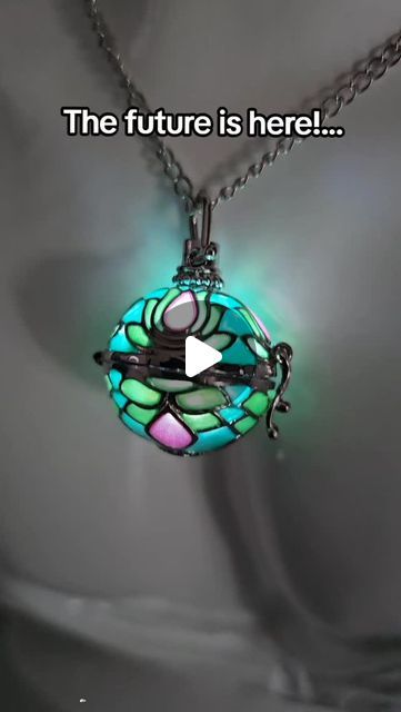 Daniel Cooper on Instagram: "This is CRAZY GOOD! 🤯🤯🤯  Imagine wearing a jewelry pendant that lights up like an antique lamp at the touch of a ring!  This technology is crazy! You will see me using this tech in tomorrow night's YouTube video! Subscribe and Hit that notification bell 🔔   I will be showing you how this tech works and where you can buy it!  Resin art and jewelry making just got a whole lot more interesting!  resin art, resin, resin jewelry, jewelry making, jewelry inspo, jewellery inspo, jewellery making, resin jewellery  #resinart #resin #jewelrymaking" Resin Projects To Sell, Resin Necklace Ideas, Resin Jewellery Ideas, Uv Resin Ideas, Awesome Necklaces, Uv Resin Jewelry, Resin Jewelry Tutorial, Resin Pendant Diy, Epoxy Jewelry