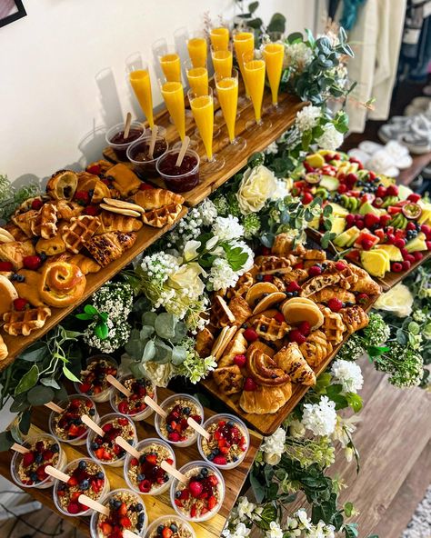 Teesside Graze - What every bridal breakfast table should... Wedding Breakfast Buffet, Creamy Shrimp Salad, Bridal Breakfast, Bridal Brunch Food, Engagement Brunch, Shrimp Salad Recipe, Brunch Table Setting, Amazing Food Platters, Brunch Bar