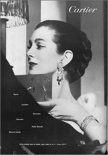 Jewelry Advertisement, Carmen Dell'orefice, Diamond Jewelry Earrings, Fashion Pic, Jewelry Ads, Cartier Jewelry, Bracelet Vintage, Fashion Images, Vintage Jewels