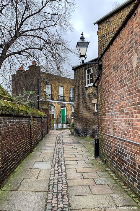 street in Greenwich London Village, Greenwich Observatory, Utopia City, Best Places In London, Greenwich Market, Historical London, London Neighborhoods, Greenwich London, Places To Visit In London