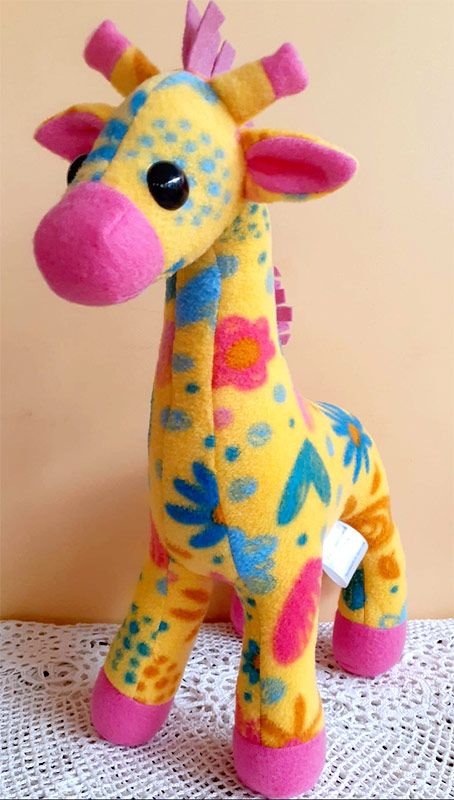 Giraffe Stuffed Animal Pattern Free, Free Giraffe Sewing Pattern, Free Stuffed Giraffe Sewing Pattern, Giraffe Stuffed Toy Pattern, Elephant Toy Pattern Sewing, Giraffe Sewing Pattern, Giraffe Soft Toy Pattern, Spiked Dog Collar, Giraffe Stuffed Animal