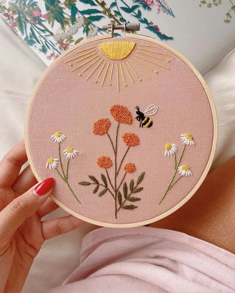 Garden Bee PDF Embroidery Pattern | Etsy Diy Broderie, Bee Embroidery, Linen Fabrics, Embroidery Threads, Hand Embroidery Kit, Embroidery Patterns Vintage, Cute Embroidery, Sewing Embroidery Designs, Hand Embroidery Art