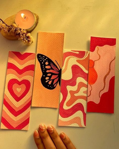 Red vibes aesthetic bookmark inspo Book Mark Inspo Aesthetic, Cute And Aesthetic Drawings, Idea For Bookmark, Aesthetic Handmade Bookmarks, Book Mark Aesthetic Ideas, Bookmark Aesthetic Ideas, Bookmarks Ideas Creative, Beautiful Bookmarks Ideas, Painting Ideas Bookmark