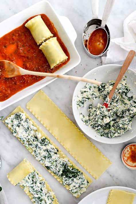 Spinach Lasagna Roll-Ups is a fast, easy vegetarian pasta dinner | foodiecrush.com Vegetarian Spinach Lasagna, Spinach Lasagna Rolls, Vegetarian Pasta Dishes, Pasta Vegetariana, For Two, Traditional Lasagna, Vegetarian Lasagna, Spinach Lasagna, Recipes For