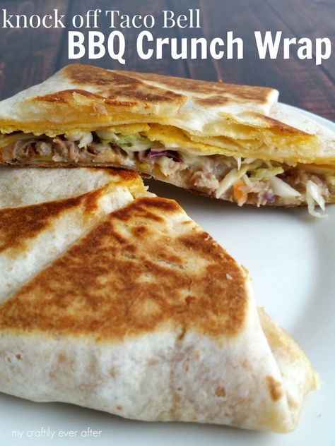 Dinners For A Month, Crunch Wrap Recipes, Yellow Window, Food Remedies, Weekend Recipes, Pulled Pork Leftovers, Crunch Wrap, Lean Pork, Food Bbq