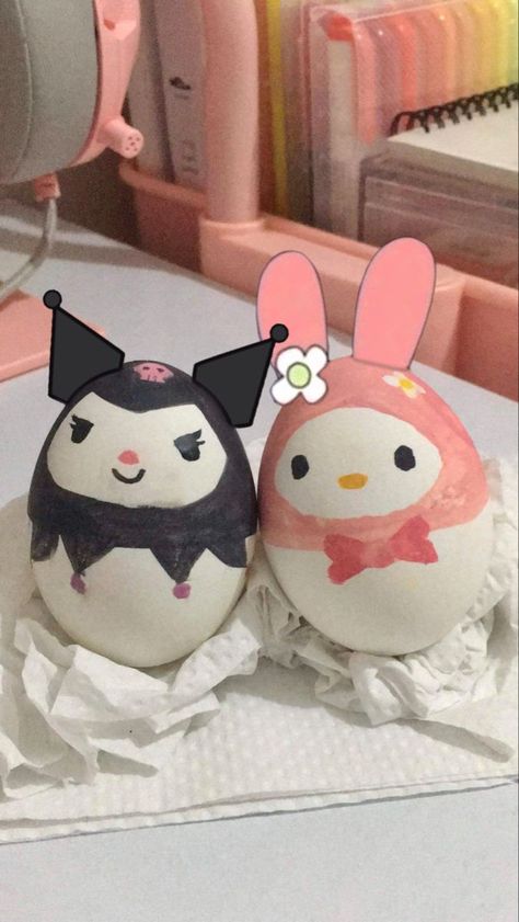 Egg Designs Easter, Easter Eggs Ideas Aesthetic, Painted Easter Egg Designs, Easter Egg Characters, Coloring Easter Eggs Ideas, Egg Baby Project Faces, Baby Egg Project, Painting Eggs Ideas, Cute Egg Designs