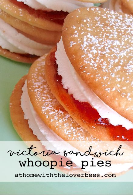 Whoopee Pie, Victoria Sandwich Cake, Victoria Sandwich, Whoopie Pie Recipe, Whoopie Pie, Sandwich Cake, Mexican Hot Chocolate, Victoria Sponge, British Baking