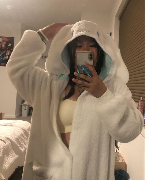 Cinnamon Roll Onesie, Bunny Onesie Aesthetic, Onsies Outfit Women, Aesthetic Onsies, Cinamoroll Onesie, Matching Sanrio Onesies, Sanrio Onsies, My Melody Onesie, Onesie Sanrio