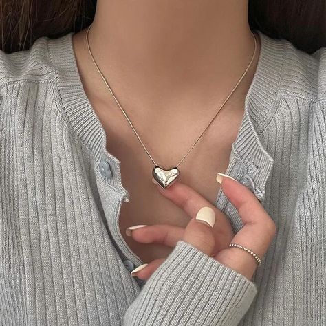 Kpop Love Heart Pendants Necklace for Women Aesthetic Fashion Korean Style Necklaces Snake Bone Y2k Jewelry, Women Aesthetic, Pendants Necklace, Heart Pendants, Birthday Jewelry Gift, Fashion Korean, Heart Pendant Necklace, Necklace For Women, Aesthetic Fashion