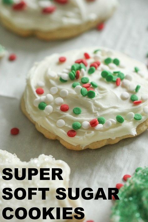 Fast Cookies, Christmas Sugar Cookies Easy, Lofthouse Sugar Cookies, Christmas Sugar Cookie Recipe, Soft Sugar Cookie Recipe, Sugar Cookie Recipe Easy, Soft Christmas, Six Sisters Stuff, Six Sisters