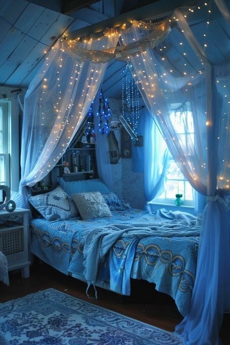 Ocean Room Decor, Ocean Themed Bedroom, Cozy Bedroom Design, Bedroom Wall Decor Ideas, Plush Bedding, Cool Room Designs, Ocean Room, Creative Storage Solutions, Cute Bedroom Ideas