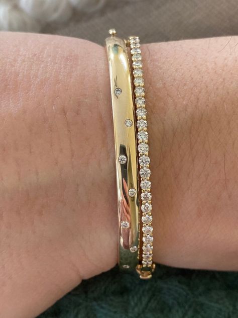 Diamond And Gold Bangles, Gold Bangle With Diamonds, Modern Diamond Bracelet, Western Bangles, Dimond Bengal, Diamond Bracelets Women, Bangles Diamond, Bracelets Diamond, Diamond Bangles