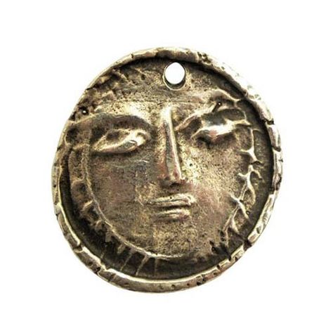 Picasso Jewelry, Picasso Ceramics, Sun Faces, Master Piece, Ancient Jewelry, Jewelry Tools, Pablo Picasso, Woman Face, Ceramic Art