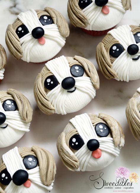 Shih Tzu Cupcakes Shih Tzu Cake, Santa Cakes, Pup Cakes, Two Cupcakes, Kids Cupcakes, Novelty Cupcakes, Dog Shih Tzu, Cake Dog, Santa Cake