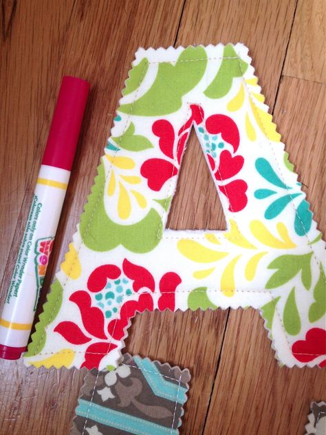 Sewing Letters, Fabric Alphabet, Sewing Knits, Alphabet Quilt, How To Make Letters, Applique Letters, Cross Quilt, Alfabet Letters, Diy Letters