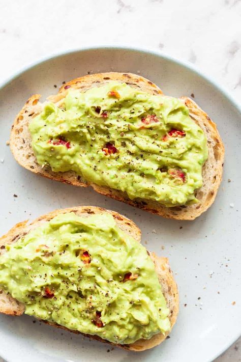 This keto avocado toast is a low carb and grain free twist on the classic breakfast or brunch staple! Simple ingredients and easily customizable! Keto Avocado Toast, High Protein Snack Recipes, Protein Snacks Recipes, Avocado Recipes Breakfast, Avocado Toast Recipe, Classic Breakfast, Cafe Style, Low Carb Bread, Avocado Recipes