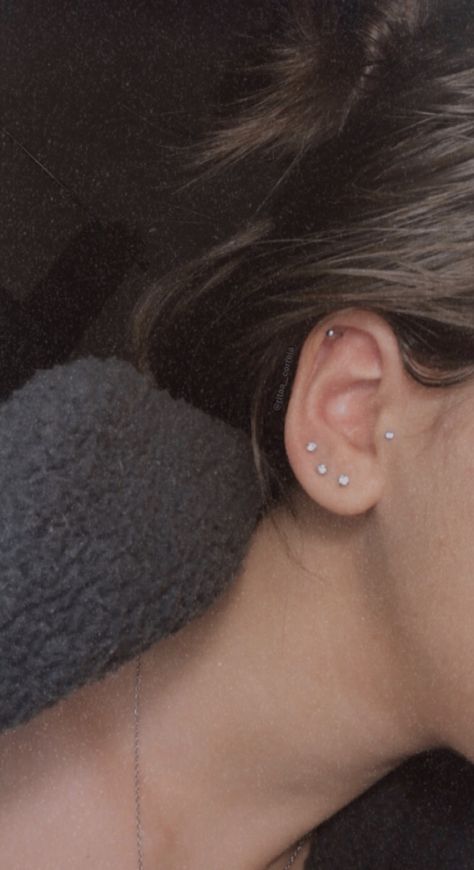 Tragus, helix and lobe piercing. Cute jewelry. Helix And Lobe Piercing, 3 Lobe Piercings, Lobe Piercing, Ear Piercing, Tragus, Helix, Cute Jewelry, Ear Piercings, Piercings