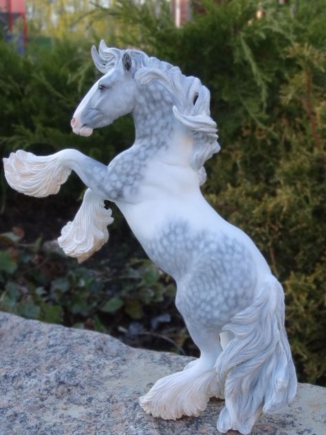 Breyer Traditional Horses, Breyer Custom, Spirit Horse Movie, Diy Horse Barn, Bryer Horses, Horse Coat Colors, Horse Movies, Breyer Horse, Barrel Racing Horses