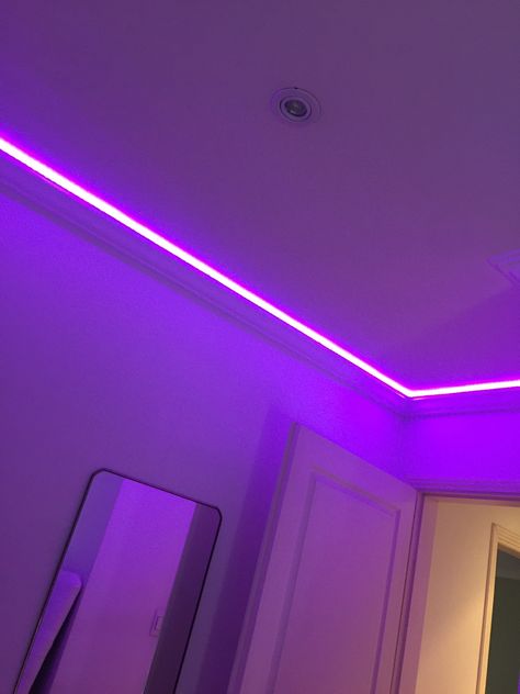 Neon Lights Bedroom Ceiling, Fake Bedroom Snaps, Fake House Snaps, Model Plafon, Neon Lights Bedroom, Led Lighting Bedroom, Faux Plafond, Bedroom Ceiling, Best Friends Aesthetic