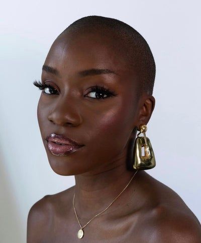 Marni Earrings, Nape Undercut, Natural Hair Short Cuts, Bald Girl, Bald Hair, Simple Makeup Looks, Bald Women, Beauty Influencer, Fancy Hairstyles