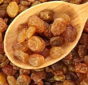 Many readers report that eating nine gin-soaked golden raisins daily can alleviate joint pain if used for at least a month or two. Gin Soaked Raisins, Beet Soup, Fit Pics, To Pee, Extreme Workouts, Golden Raisins, Beet Juice, Alternative Health, Raisin