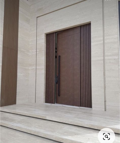 Gate Modern, Luxury Houses Entrance, House Main Door, House Main Door Design, Cladding Design, Metal Gate, Home Hall Design, Classic House Exterior, Entrance Door Design