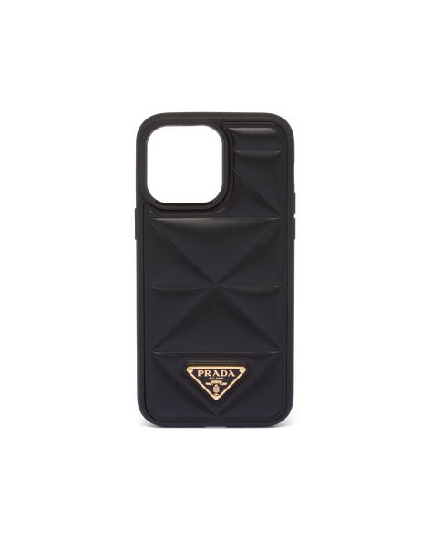 Triangles motif Enameled metal triangle logo Tods Bag, Pop Sockets, Branded Phone Cases, Produk Apple, Mens Holiday, Luxury Phone Case, Pretty Iphone Cases, Ipad Air Case, Mens Travel