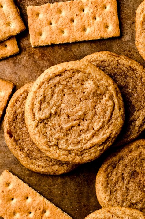 Soft Graham Cracker Cookies, Graham Cracker Muffins, Graham Crumbs Recipes, Fudge Graham Cookies, Gram Cracker Cookies, Graham Cookies Recipe, Cookie Dough Crumbl Cookies, Graham Cracker Cookies Recipe, Cookies With Graham Cracker Crumbs