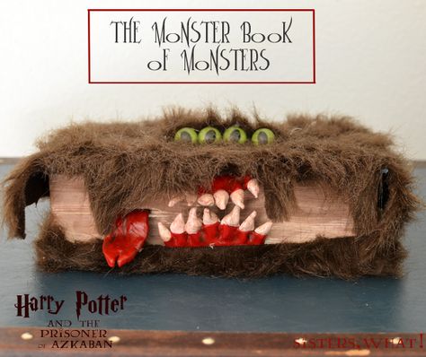 The Monster Book of Monsters - Harry Potter | Sisters, What! The Monster Book Of Monsters, Harry Potter Monster Book, Harry Potter Trunk, Harry Potter Valentines, Diy Harry Potter Crafts, Book Of Monsters, Classe Harry Potter, Monster Book, Harry Potter Christmas Tree