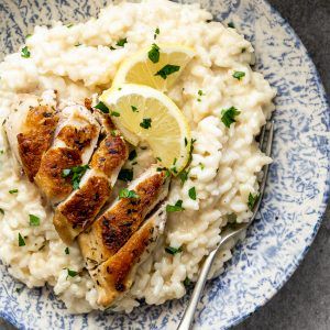 Filet Mignon Chorizo, Cooking Risotto, Lemon Risotto, Chicken Risotto, Delicious Family Meals, Dinner Recipes Chicken, Risotto Recipes, Simply Delicious, Family Recipe