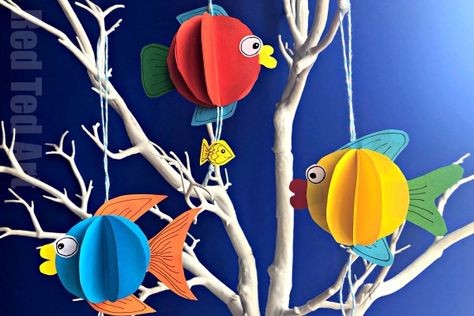 3d Paper Fish Decoration - how to make a paper fish bauble. Love these easy DIY Fish Decorations for summer. So cute! #Paper #fish #baubles #decorations #3d 3d Paper Fish, Newspaper Flowers, Red Ted Art, Paper Fish, Origami Fish, Sea Crafts, Fish Crafts, Animal Crafts For Kids, Fishing Decor