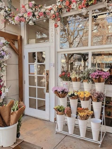 Flower Shop Interiors, Flower Shop Decor, Flower Cafe, Flower Shop Design, 귀여운 음식 그림, Flower Truck, Coffee Flower, Flower Store, Flower Bar