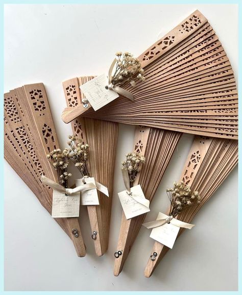 Wedding Favor Fans Outdoor Ceremony, Wedding Favors For Guests Destination, Boho Wedding Gifts For Guests, Boho Wedding Party Favors, Boho Giveaways, Beach Wedding Souvenirs, Party Favors For Wedding Guests, Wedding Giveaways Ideas For Guests, Fans For Wedding Guests