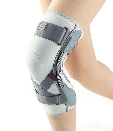 Ofa Push Med Knee Bandage The description of this item has been automatically translated. If you have any questions, please feel free to contact us. eBay shop reviews Other auctions shipping payment Checkout The Push med knee support offers the knee joint strong lateral support. Two leaf spring hinges follow the natural rotational movement of the knee in a unique way. However, the extension and flexion movements of the knee are not hindered. The band construction ensures that the stable hinges f Knee Bandage, Hinged Knee Brace, Dry Elbows, Ligament Tear, Dark Underarms, Knee Support, Knee Sleeves, Some Body, Knee Brace