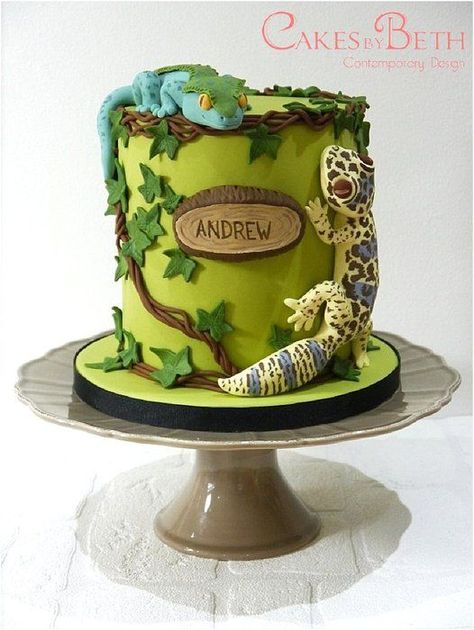 Lizard Cake, Snake Cakes, Reptile Party, Jungle Cake, Cake Designs Images, Savory Cakes, Animal Cakes, Dinosaur Cake, Safari Party