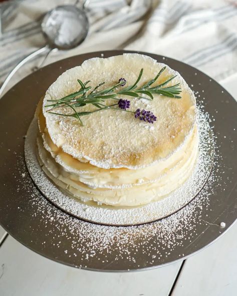 Lemon Crepe Cake, Lemon Crepe, Baking For Friends, Lemon Crepes, Clementine Cake, Crepe Cake Recipe, Lemon Ricotta Cake, Meat Cake, French Baking