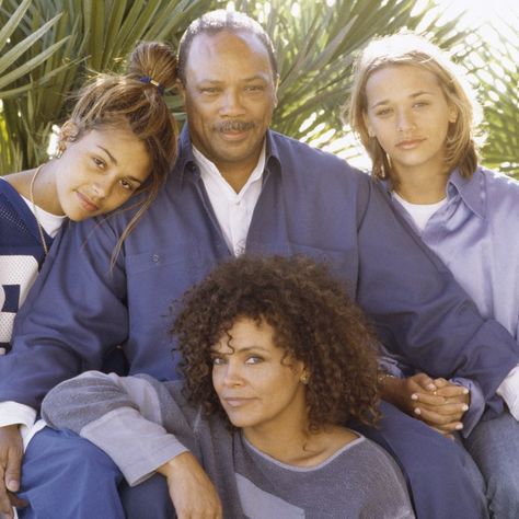 Quincy Jones With His Daughters, Jolie, Kidada and Rachida Kidada Jones, Rashida Jones, Quincy Jones, The Fashion Spot, Celebrity Families, Interracial Love, Flirting Moves, Black Families, Celebrity Portraits