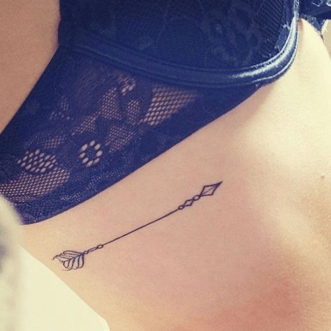 Simple Arrow Tattoo, Tattoos For Women On Thigh, Arrow Tattoo On Wrist, Meaning Of Arrow Tattoo, Tattoo Arrow, Dragon Tattoo For Women, Finger Tattoo Designs, Small Girl Tattoos, Arrow Tattoo