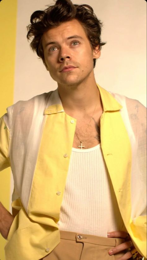 Harry Styles 2020, Harry Styles Photoshoot, Teacher Aesthetic, Harry Styles Aesthetic, Harry Styles Cute, English Men, Harry Styles Photos, Love My Husband, Angel Face