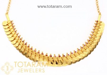 Lakshmi kasu necklace - 22K Gold Indian Jewelry in USA Kasu Necklace, Gold Indian Jewelry, Fashion Jewelry Necklaces Gold, 22k Gold Necklace, 22k Gold Jewelry, Red Stones, Gold Bangles Design, Buy Necklace, Gold Jewellery Design Necklaces