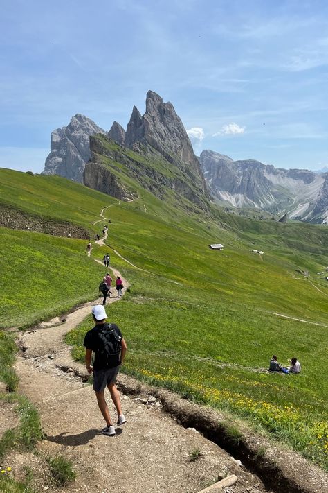 The Dolomites Italy, Hiking Dolomites Italy, Dolomites Hikes, Hiking Dolomites, Hiking Italy, Dolomites Hiking, Map Aesthetic, Surf Training, Surfing Hawaii