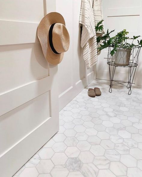 Hexagon Tile Bathroom, Riad Tile, Bad Inspiration, Master Bath Remodel, Hexagonal Mosaic, Upstairs Bathrooms, Bathroom Floor Tiles, Marble Bathroom, House Bathroom