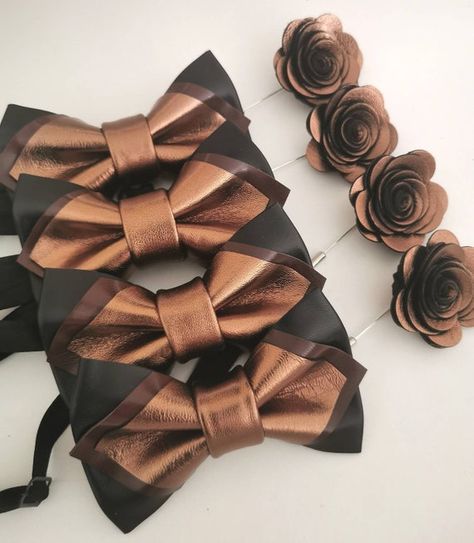 Check out this item in my Etsy shop https://www.etsy.com/listing/1199519412/mens-copper-bow-tie-tuxedo-set-bronze Black Copper And Champagne Wedding, Black And Bronze Wedding, Bronze Wedding Decor, Black Copper Wedding, Copper And Black Wedding, Bronze Wedding Decorations, Copper And Gold Wedding, Shades Of Brown Wedding Theme, Drummer Wedding